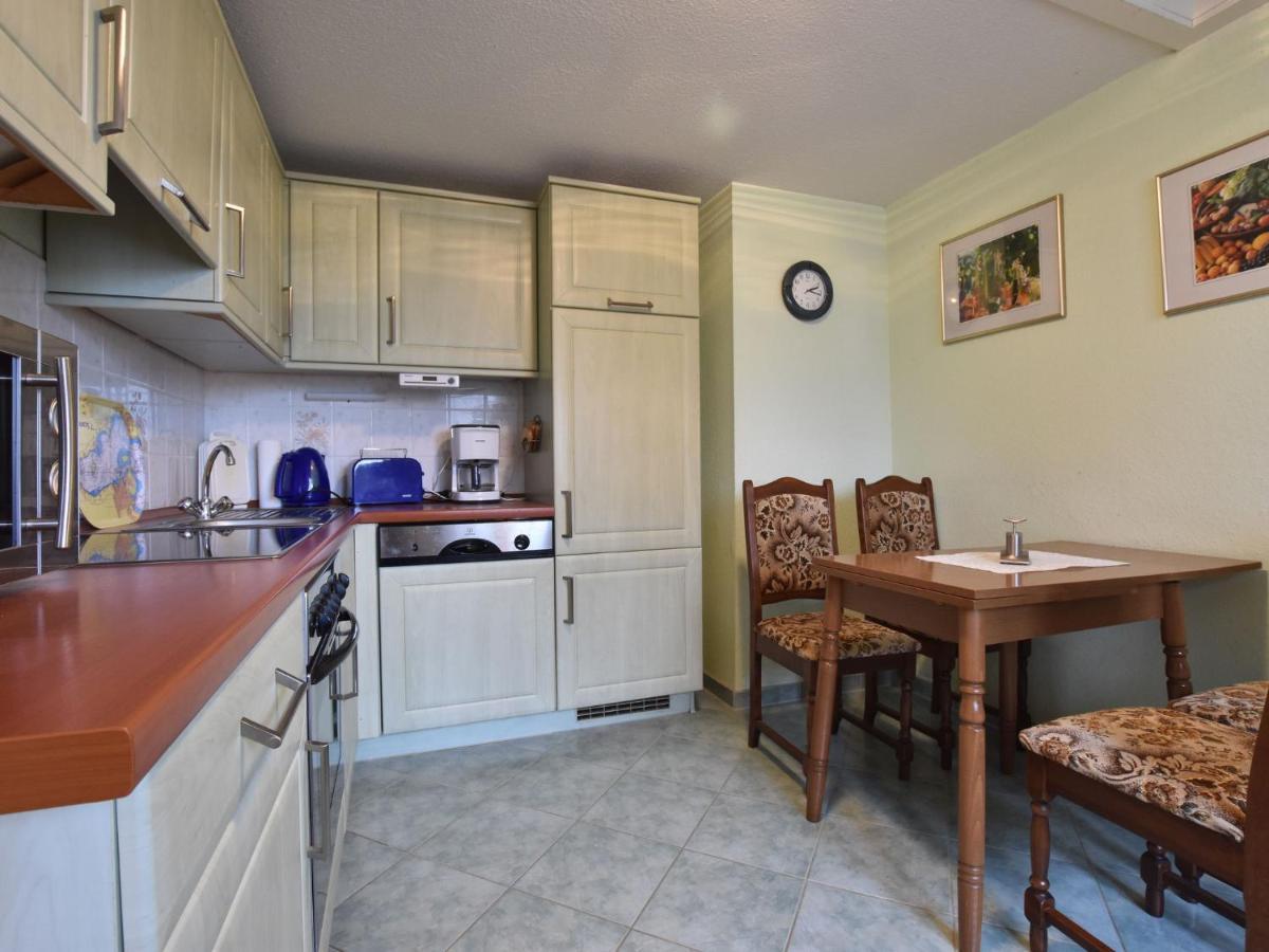 Classy Apartment In Boltenhagen With Terrace Εξωτερικό φωτογραφία