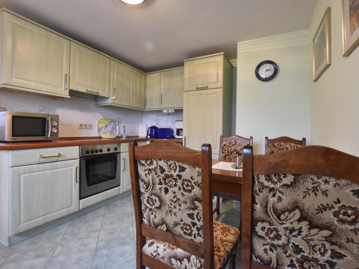 Classy Apartment In Boltenhagen With Terrace Εξωτερικό φωτογραφία